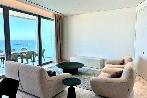 3 bedrooms Apartment in Limassol, Cyprus No. 80902 6