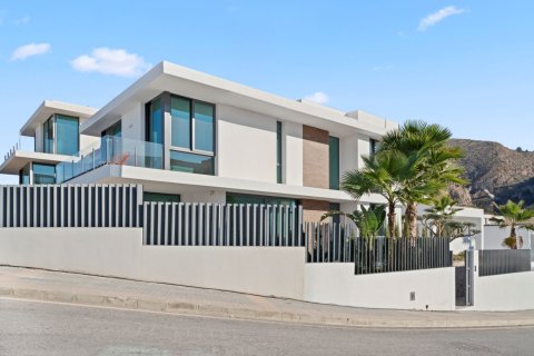 3 dormitorios Villa en Benidorm, Spain No. 126555