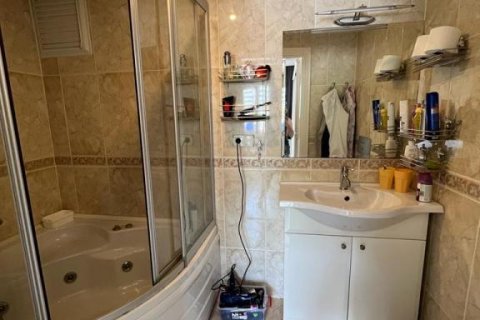 4 rooms Apartment in Phong Thanh Tay A, Vietnam No. 21790 3