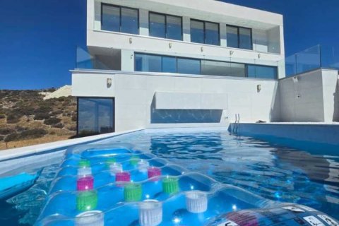7 bedrooms House in Agios Tychonas, Cyprus No. 31179 9