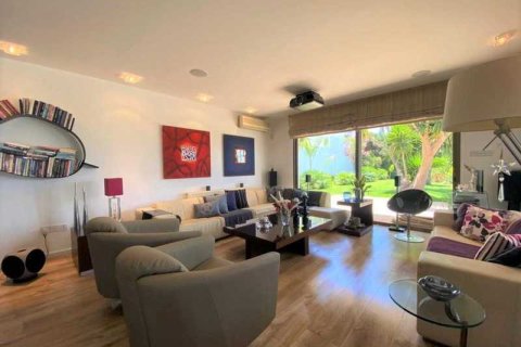 8 chambres House à Agios Tychonas, Cyprus No. 43014 5