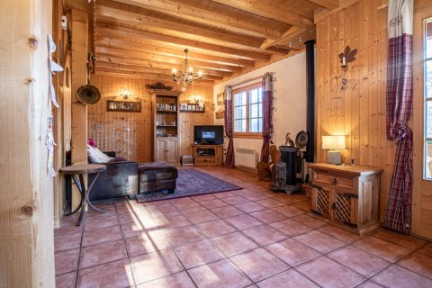 5 bedrooms House in La Cote-d'Arbroz, France No. 99748 9