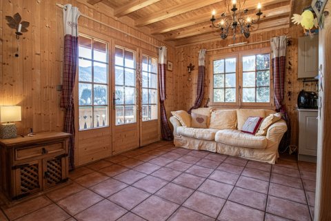 5 bedrooms House in La Cote-d'Arbroz, France No. 99748 10