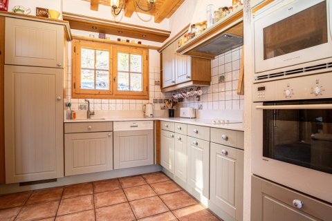 5 bedrooms House in La Cote-d'Arbroz, France No. 99748 7