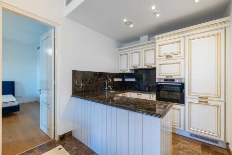 2 chambres Appartement à Limassol, Cyprus No. 76307 9