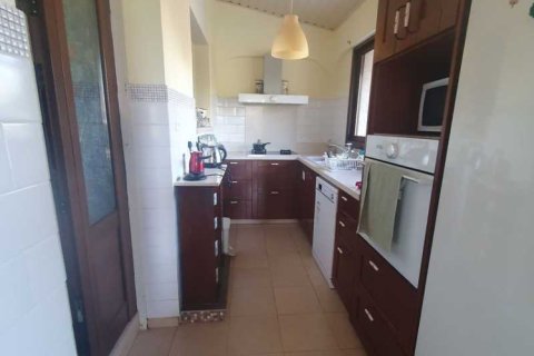 Дом с 5 спальнями в Перволия, Кипр №73673 7