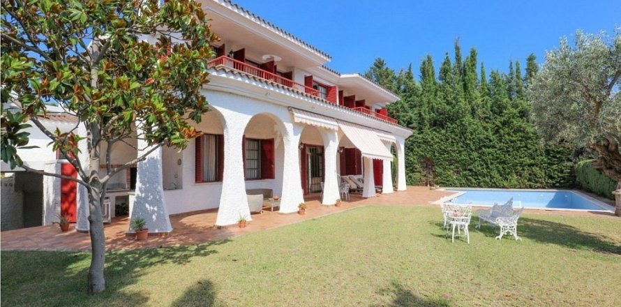 6 bedrooms House in Alella, Spain No. 25250