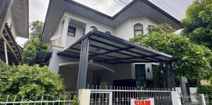 4 bedrooms House in Bangkok, Thailand No. 95835