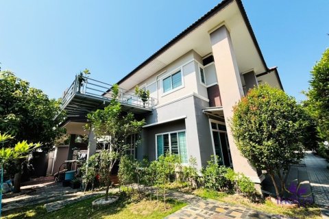 6 bedrooms House in Chiang Mai, Thailand No. 98151 1