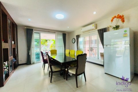 6 bedrooms House in Chiang Mai, Thailand No. 98151 16