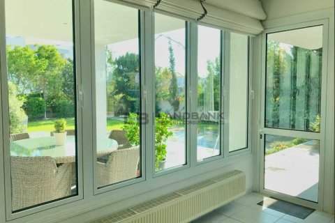 Дом с 7 спальнями в Лация, Кипр №62976 14