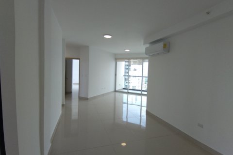 3 bedrooms Apartment in Panama City, Panama No. 109771 2