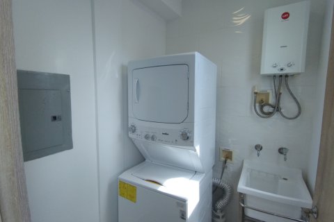 3 bedrooms Apartment in Panama City, Panama No. 109771 10