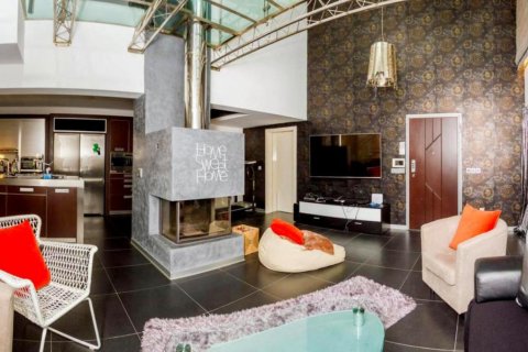 3 bedrooms Apartment in Nicosia, Cyprus No. 105937 6