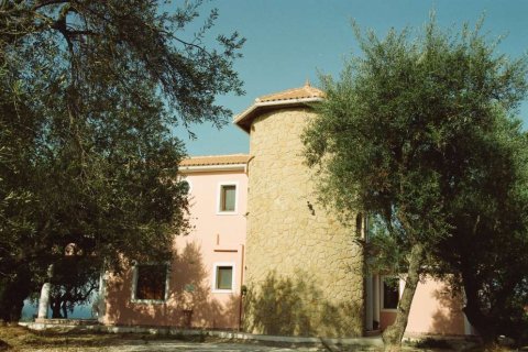 3 bedrooms House in Zakynthos, Greece No. 24667 24