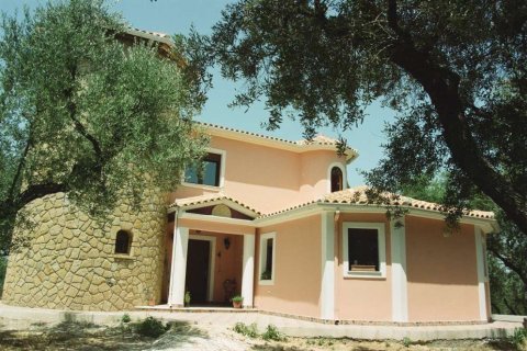 3 bedrooms House in Zakynthos, Greece No. 24667 3