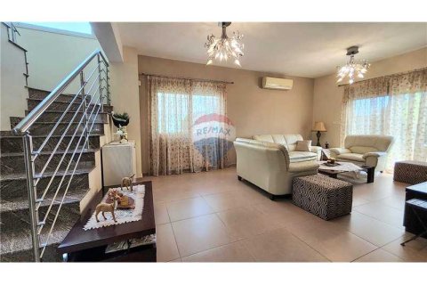 4 chambres House à Ypsonas, Cyprus No. 71652 4