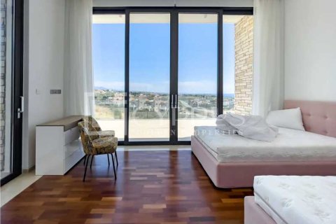 4 bedrooms Villa in Pegeia, Cyprus No. 83514 12