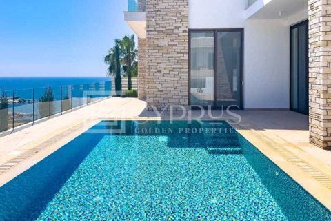 4 bedrooms Villa in Pegeia, Cyprus No. 83514 2