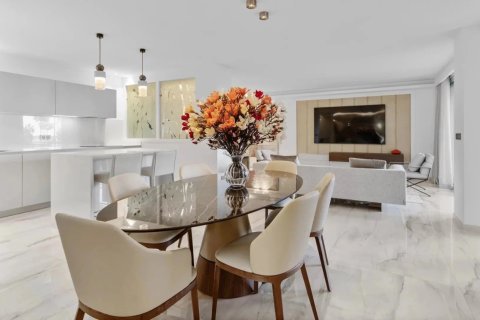 2 chambres Appartement à Cannes, France No. 82365 3