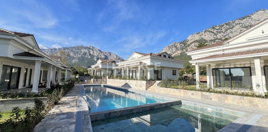 3 dormitorios Villa en Kemer, Turkey No. 20817