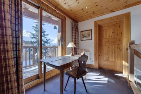 6 bedrooms House in Val-d'Isere, France No. 99908 6