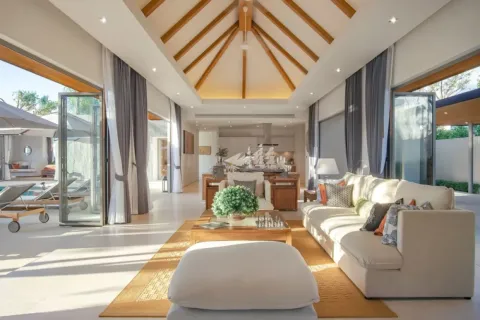 3 bedrooms Villa in Phuket, Thailand No. 2938 5