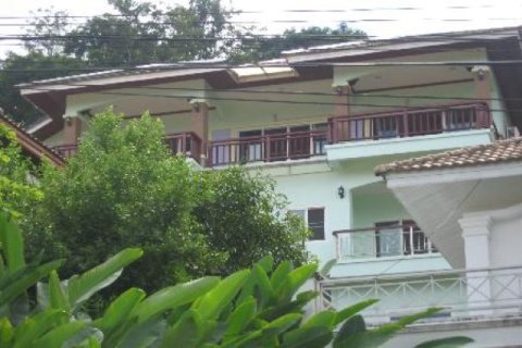 5 bedrooms Townhouse in Phuket, Thailand No. 96453 1