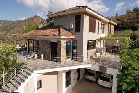 5 bedrooms Villa in Kalopanayiotis, Cyprus No. 74495 14