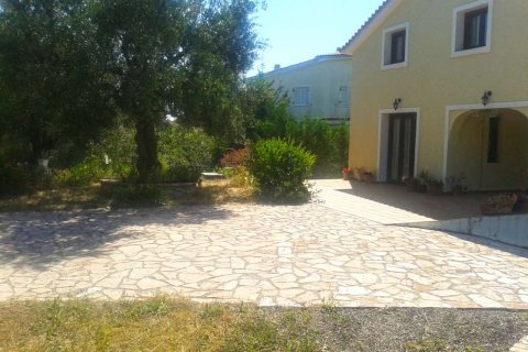 3 bedrooms House in Zakynthos, Greece No. 24635 3