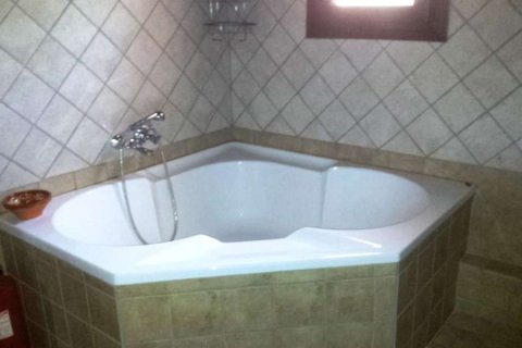 3 bedrooms House in Zakynthos, Greece No. 24635 9