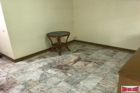 3 bedrooms Apartment in Bangkok, Thailand No. 95847 4