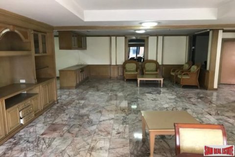 3 bedrooms Apartment in Bangkok, Thailand No. 95847 2