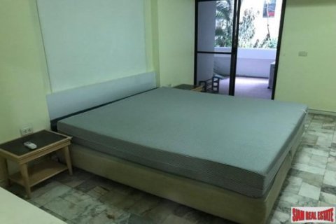 3 bedrooms Apartment in Bangkok, Thailand No. 95847 6