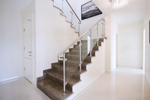 6 rooms Apartment in Lien Chieu, Vietnam No. 21975 6