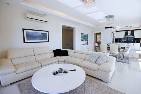 6 rooms Apartment in Lien Chieu, Vietnam No. 21975 11