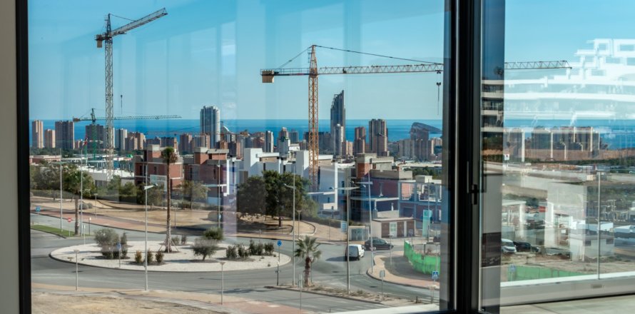 4 bedrooms Villa in Benidorm, Spain No. 111737