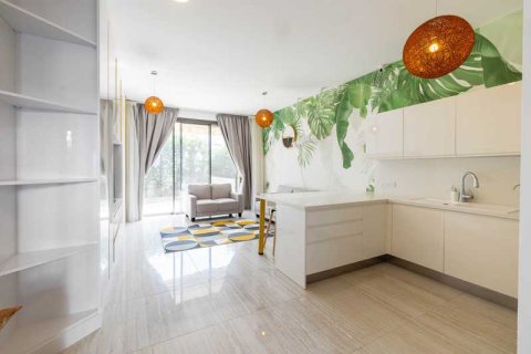 Мезонет с 3 спальнями в Лимассол, Кипр №100771 7