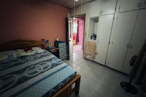 4 bedrooms House in Panama City, Panama No. 70639 12