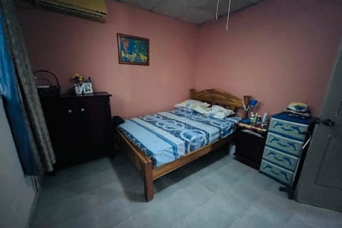 4 bedrooms House in Panama City, Panama No. 70639 11