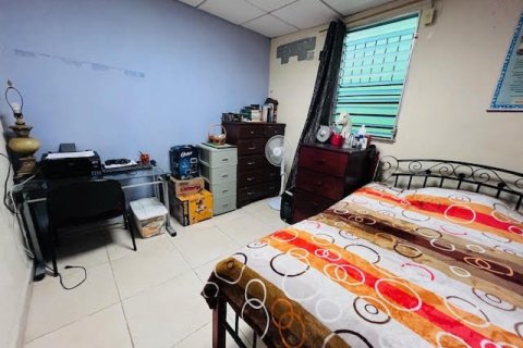 4 bedrooms House in Panama City, Panama No. 70639 20