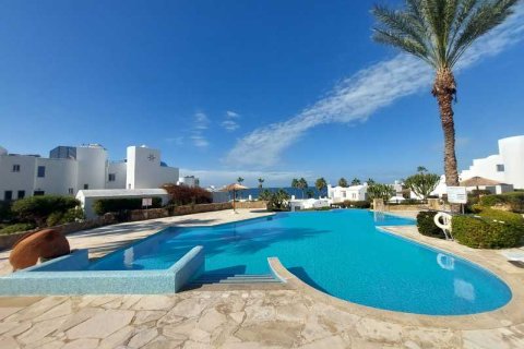 3 bedrooms House in Chloraka, Cyprus No. 82634 4