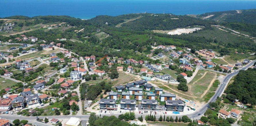 5 bedrooms Villa in Ra Ban, Vietnam No. 116284