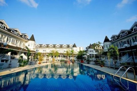 4 bedrooms Villa in Bang Na, Thailand No. 97444 1