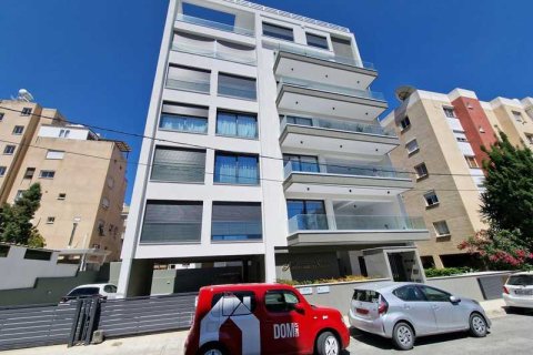 2 bedrooms Apartment in Limassol, Cyprus No. 84150 1