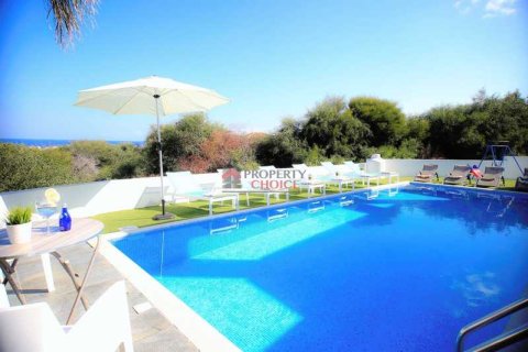 5 bedrooms Villa in Protaras, Cyprus No. 40024 14