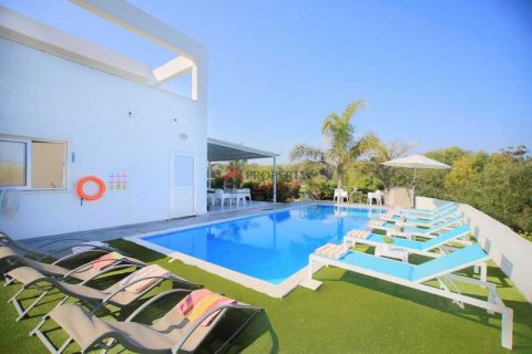 5 bedrooms Villa in Protaras, Cyprus No. 40024 13