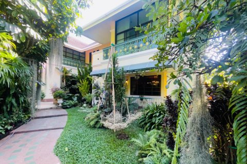 4 bedrooms House in Chiang Mai, Thailand No. 97751 1