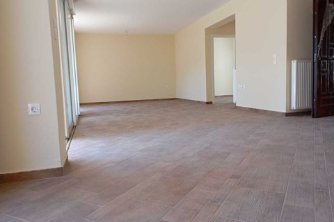 101m² Apartment in Argyroupoli, Greece No. 107556 3