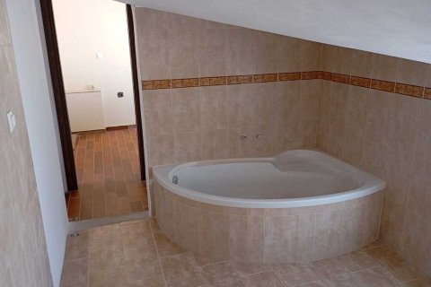 101m² Apartment in Argyroupoli, Greece No. 107556 21